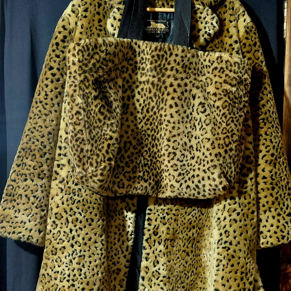 Fabulous Furs Cheetah Pattern Teddy Jacket
